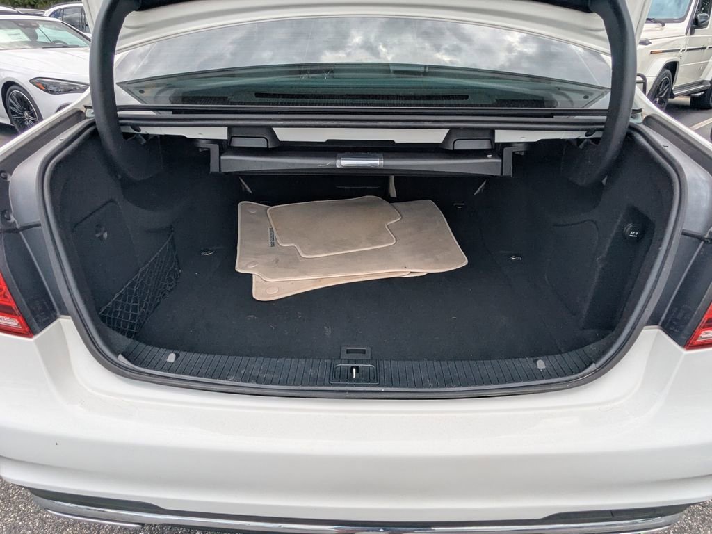 Used 2016 Mercedes-Benz E 350 Sedan image 23