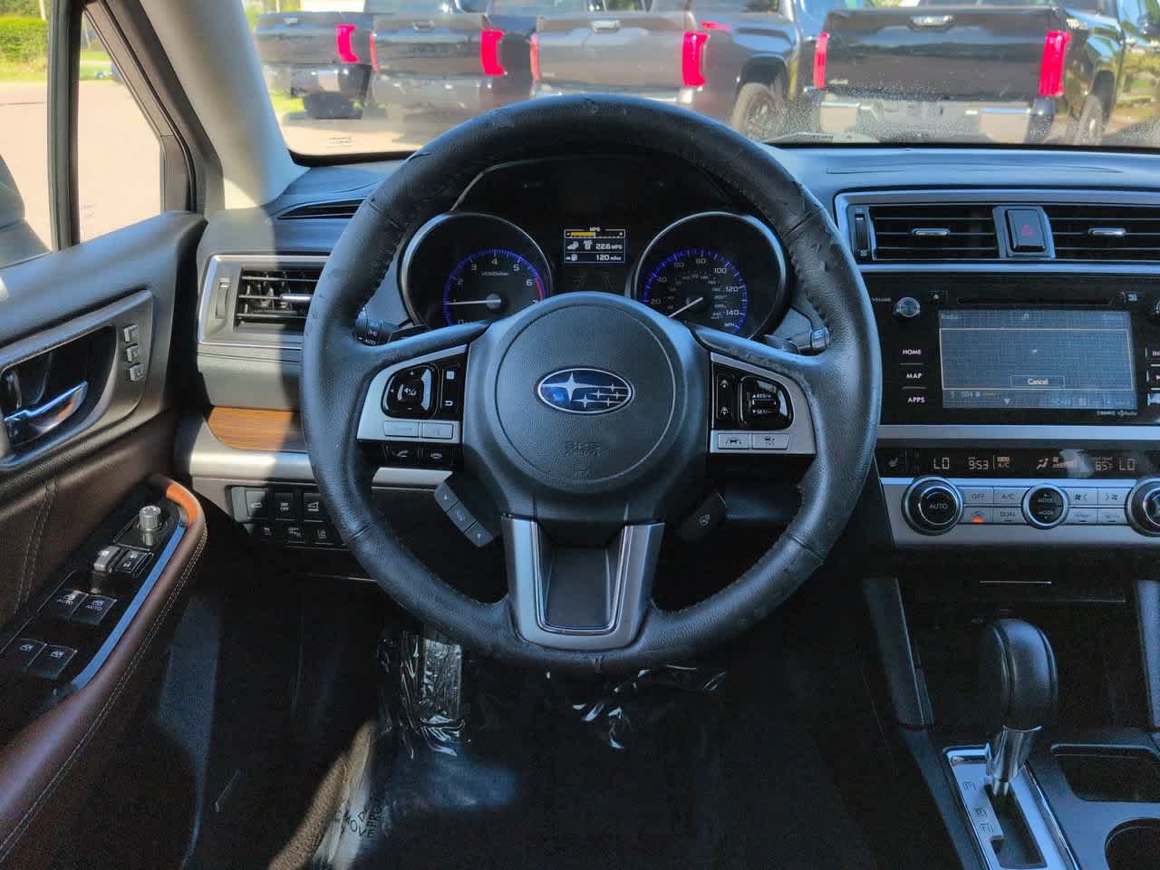 Used 2017 Subaru Outback 2.5i Touring w/ Popular Package #5A AWD/4WD image 15