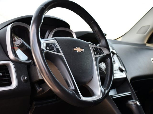 Used 2017 Chevrolet Equinox LT w/ Convenience Package image 10