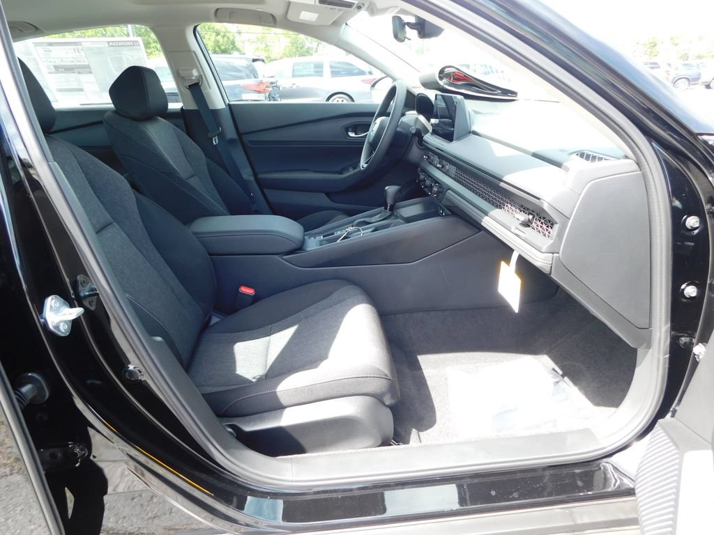 New 2026 Honda Accord SE image 18
