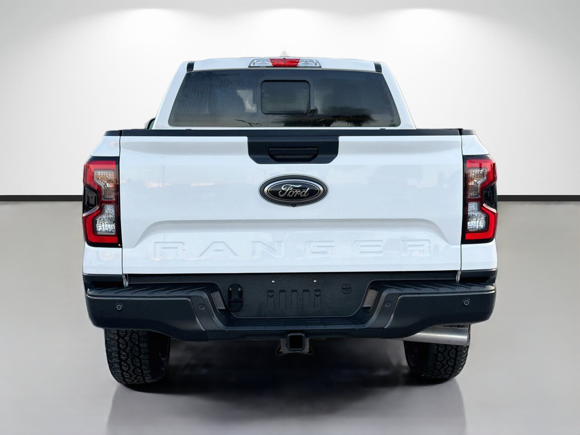 Used 2025 Ford Ranger XLT w/ Black Appearance Package RWD image 4