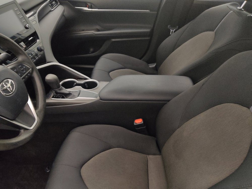 Used 2021 Toyota Camry LE FWD image 17