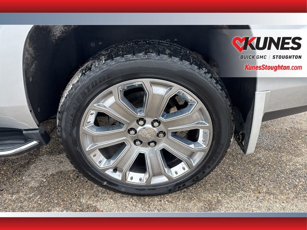 Used 2017 GMC Yukon Denali w/ Open Road Package image 16