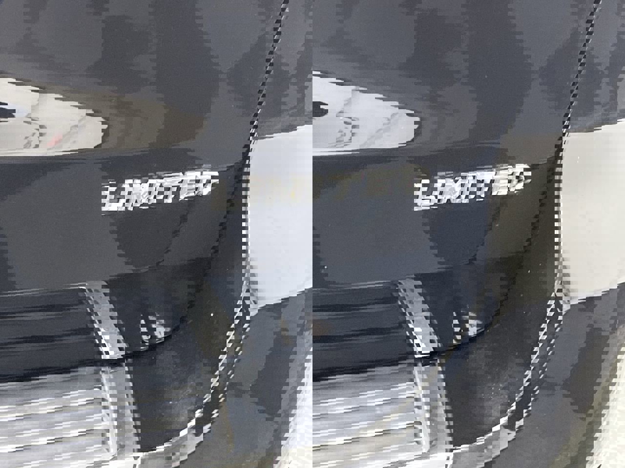 Used 2018 Jeep Grand Cherokee Limited image 33