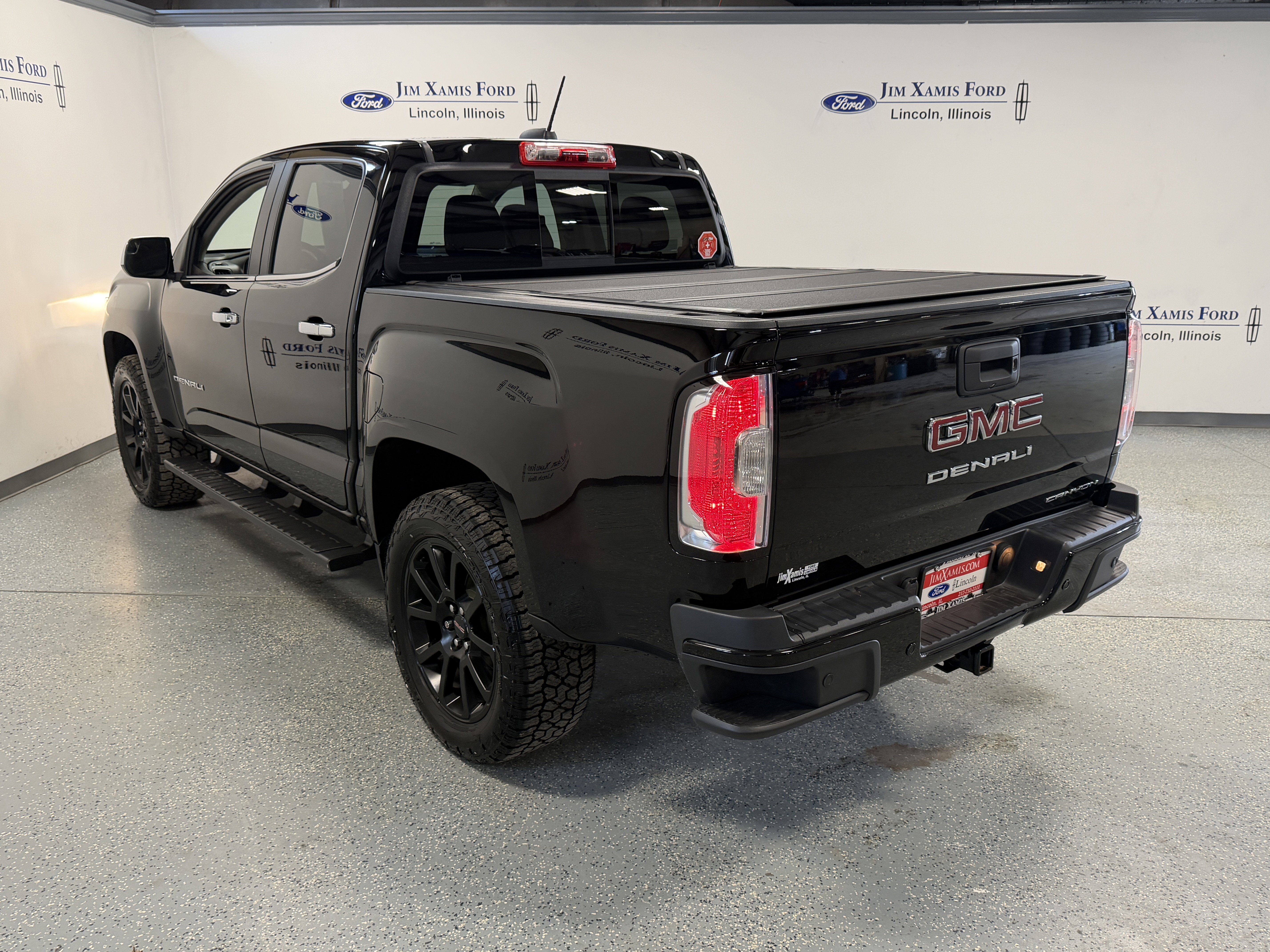 Used 2022 GMC Canyon Denali w/ Denali Black Edition Package image 30