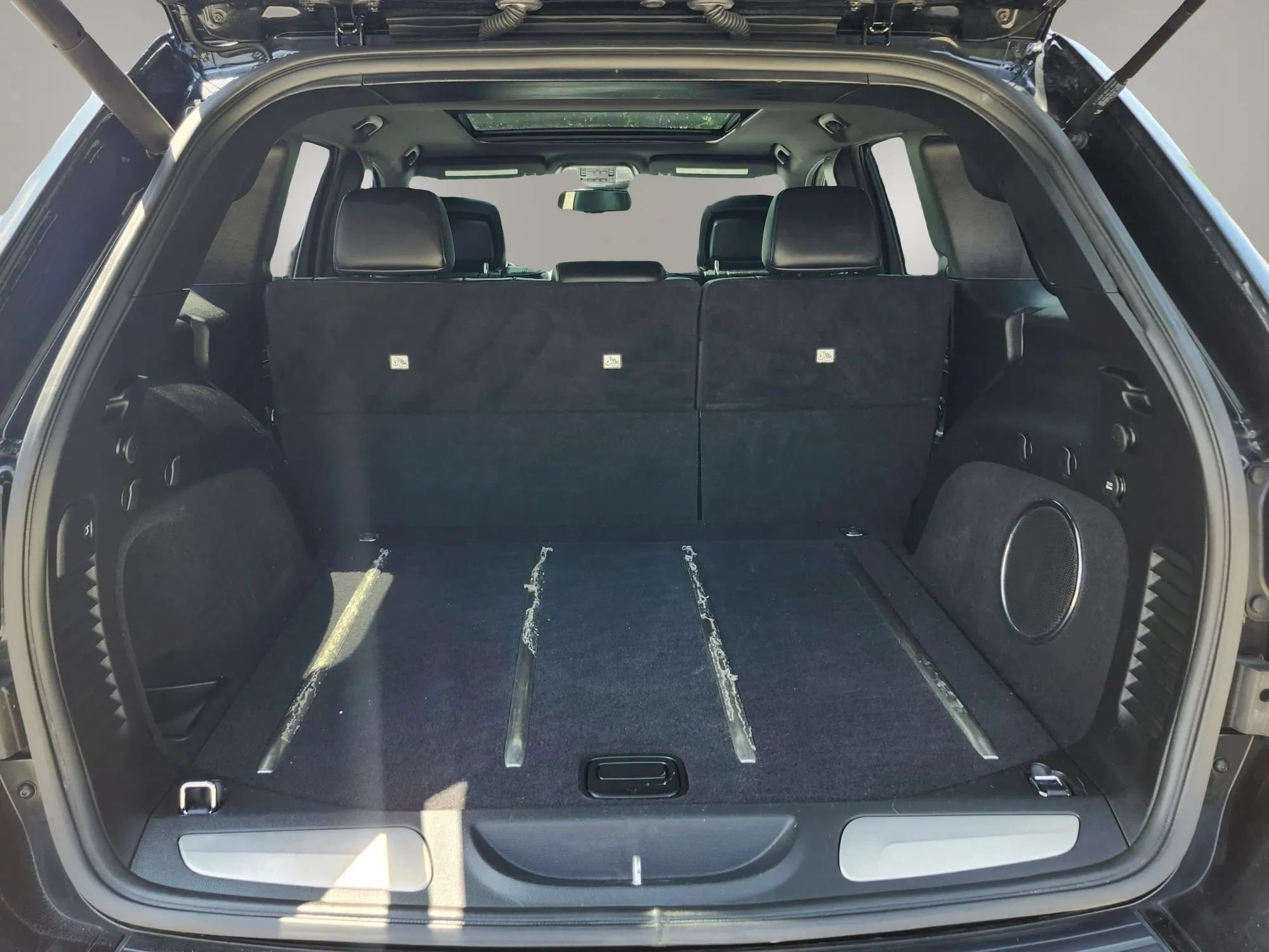 Used 2015 Jeep Grand Cherokee High Altitude AWD/4WD image 21