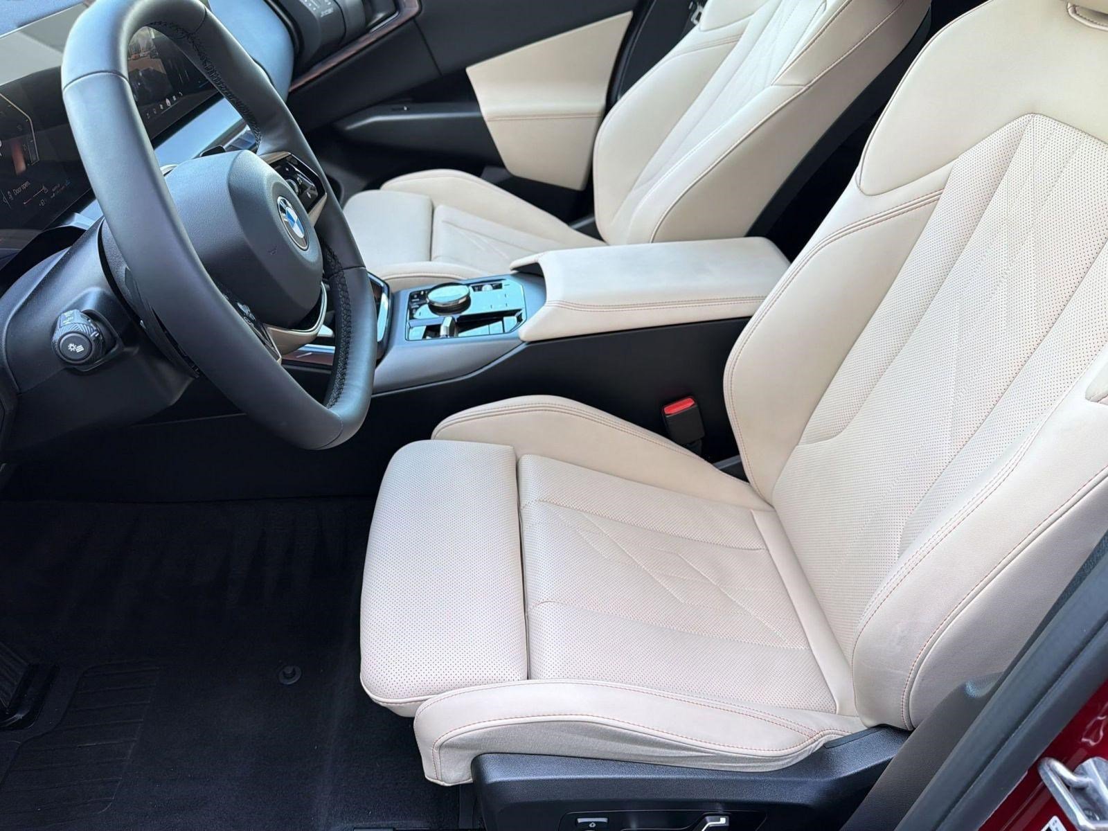 Used 2025 BMW X3 xDrive30i w/ Convenience Package AWD/4WD image 5