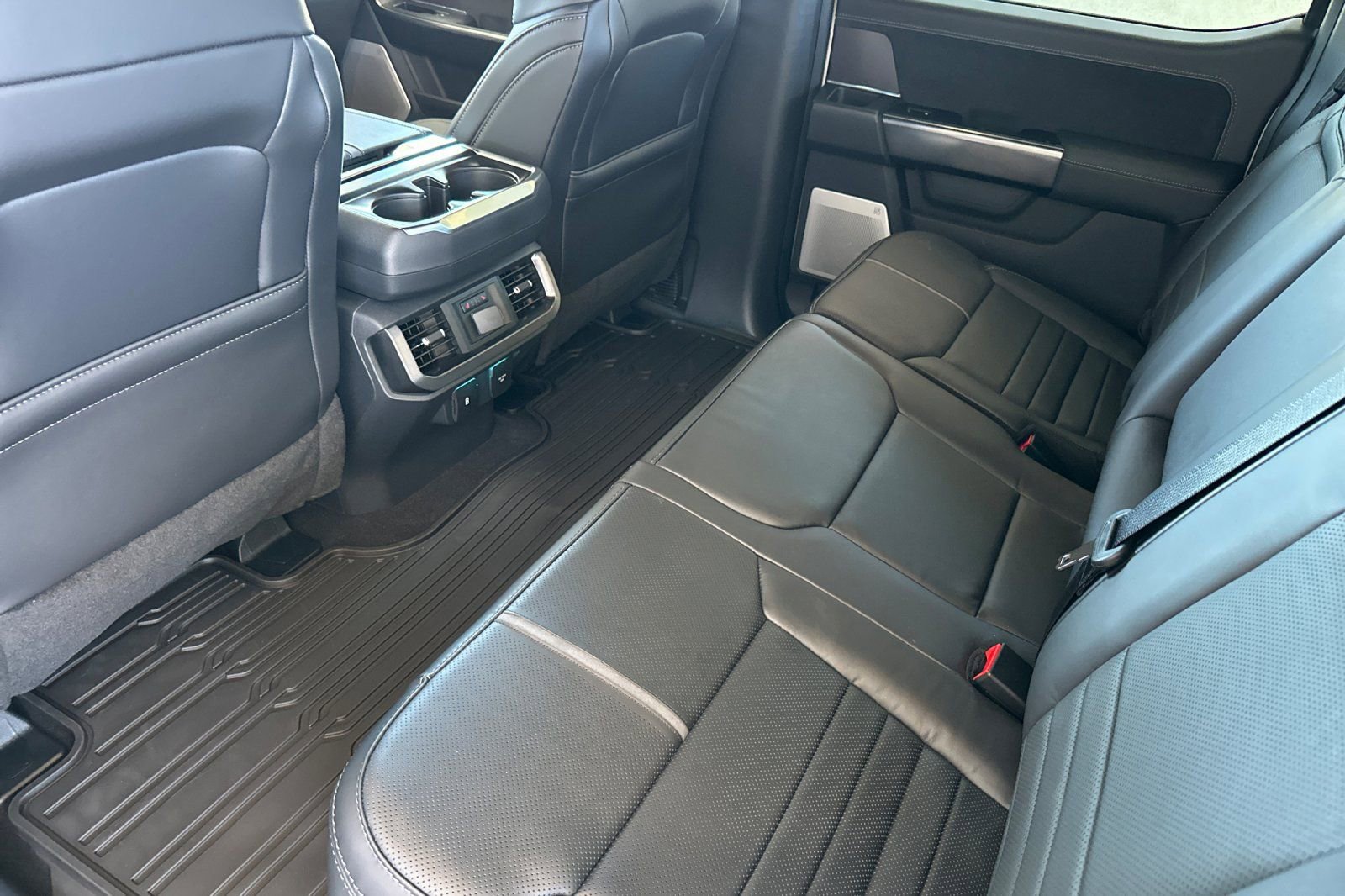 New 2026 Ford F150 Platinum w/ Equipment Group 702A High image 11