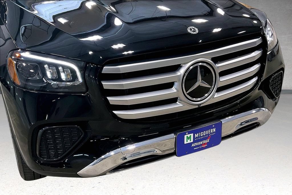 Used 2024 Mercedes-Benz GLS 450 4MATIC image 34