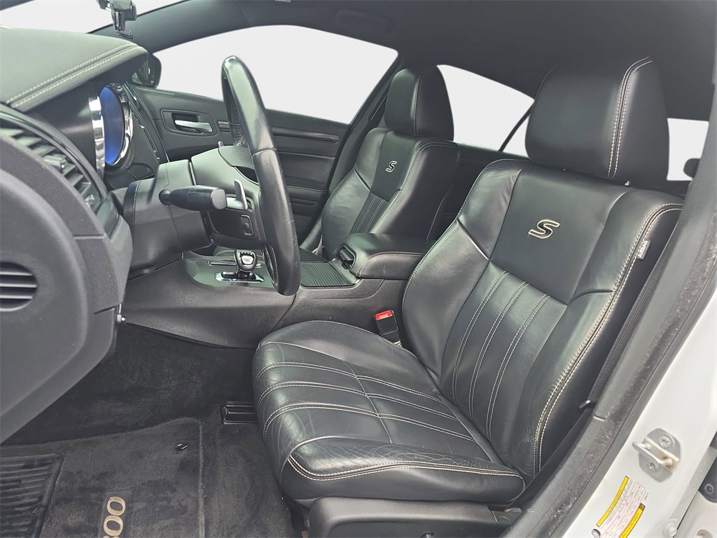 Used 2014 Chrysler 300 S image 18