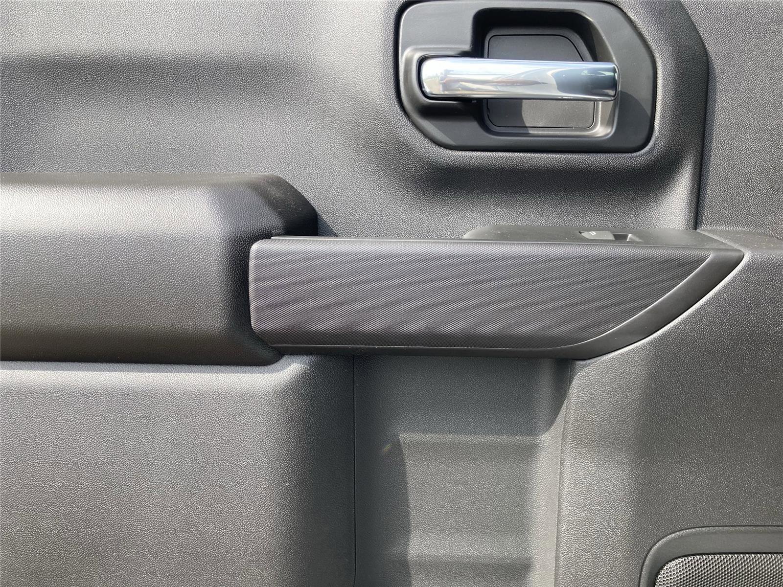 New 2026 Chevrolet Silverado 2500 Custom w/ Custom Value Package image 17