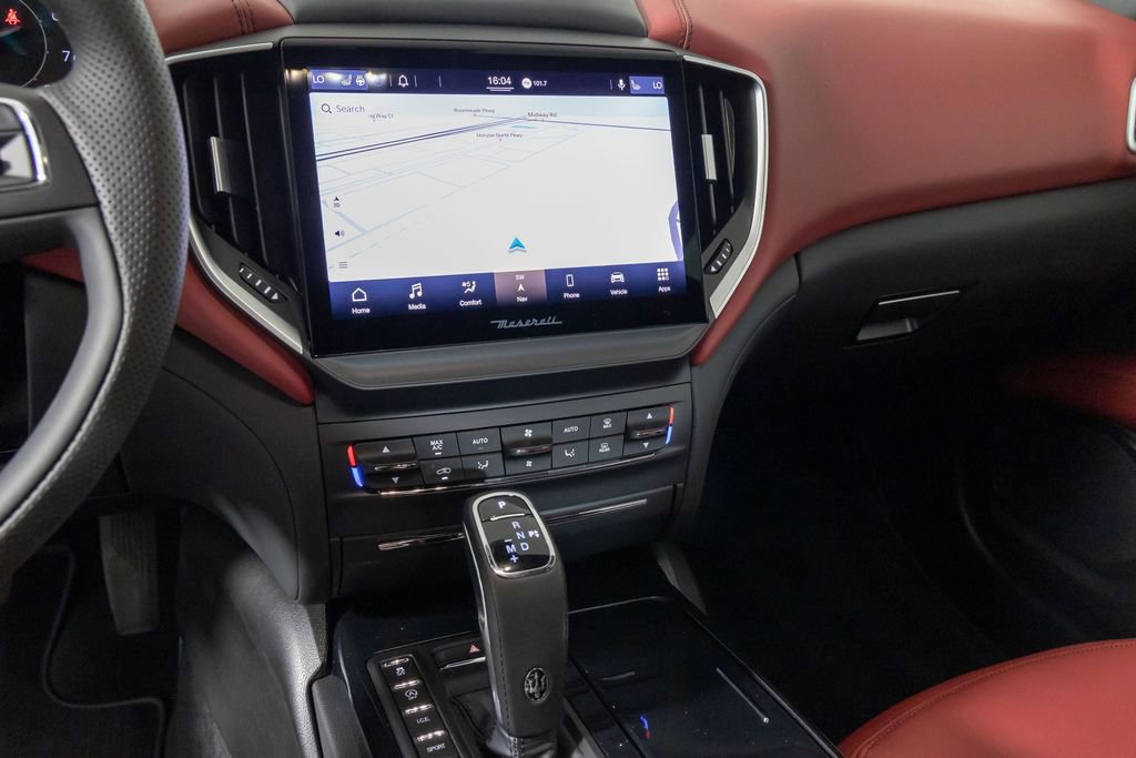 Used 2023 Maserati Ghibli GT RWD image 23