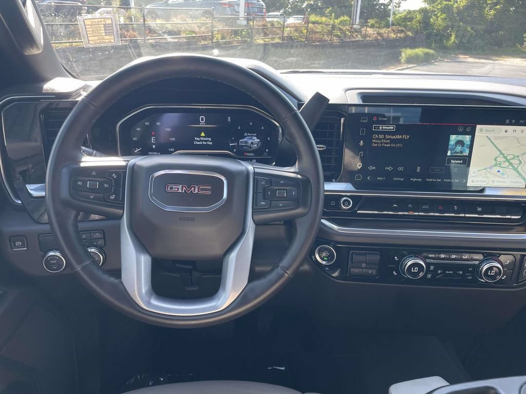 Used 2025 GMC Sierra 1500 SLT RWD image 14