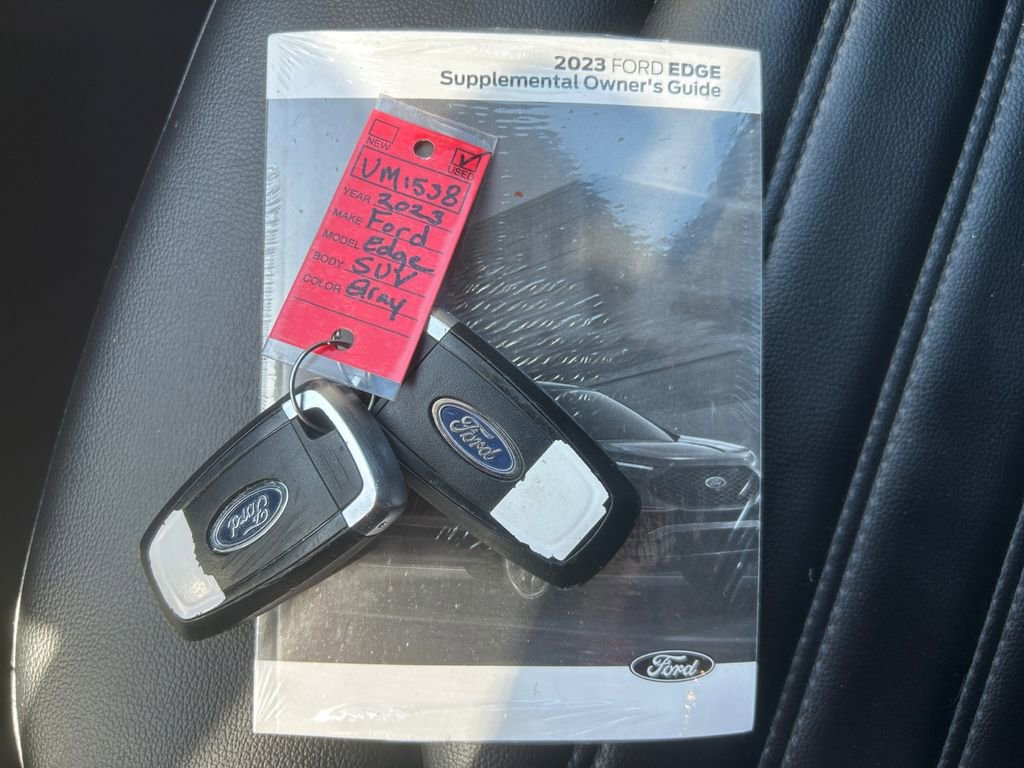 Used 2023 Ford Edge SEL w/ Convenience Package AWD/4WD image 18