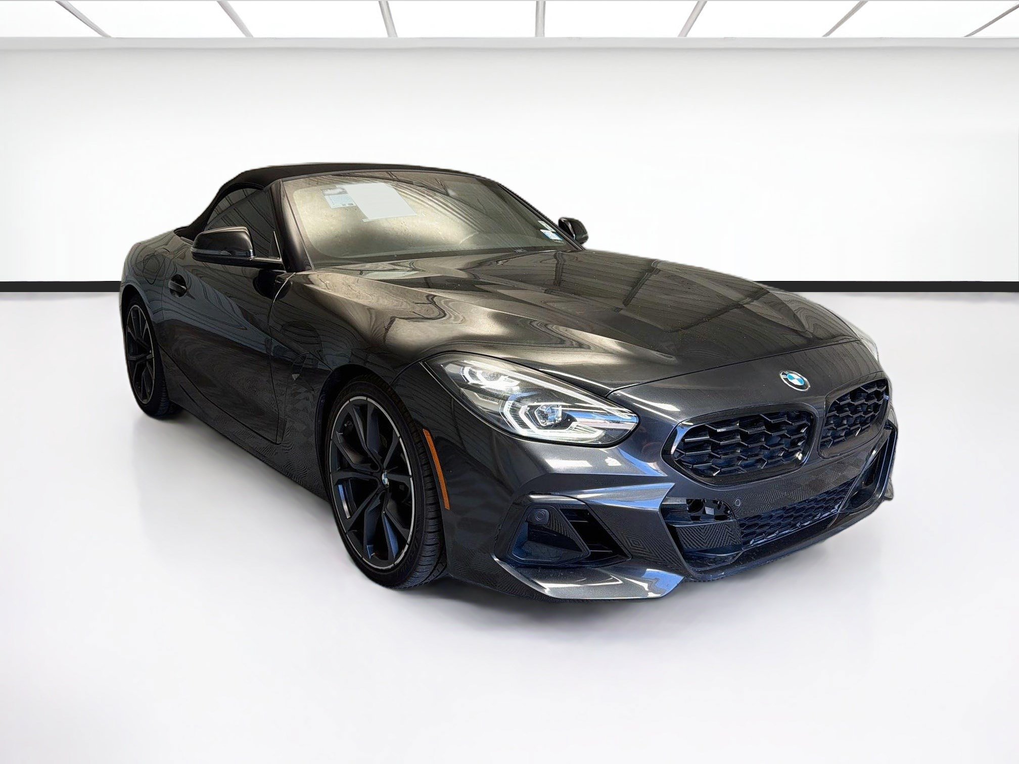Used 2023 BMW Z4 sDrive30i w/ Driving Assistance Package RWD image 3
