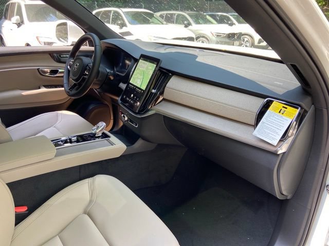 New 2026 Volvo XC90 B6 Plus w/ Protection Package Premier AWD/4WD image 19