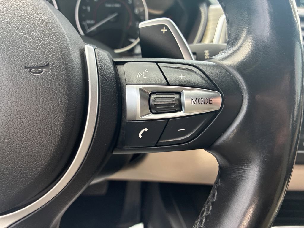 Used 2016 BMW 340i Sedan RWD image 21