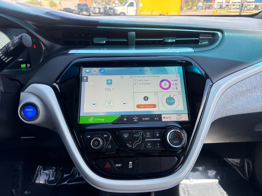 Used 2020 Chevrolet Bolt LT image 18