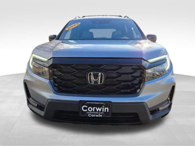 Used 2023 Honda Passport Elite image 5