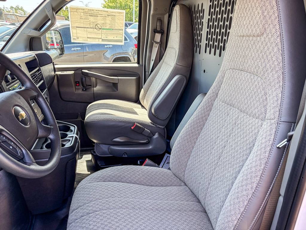 New 2025 Chevrolet Express 3500 w/ Driver Convenience Package RWD image 16