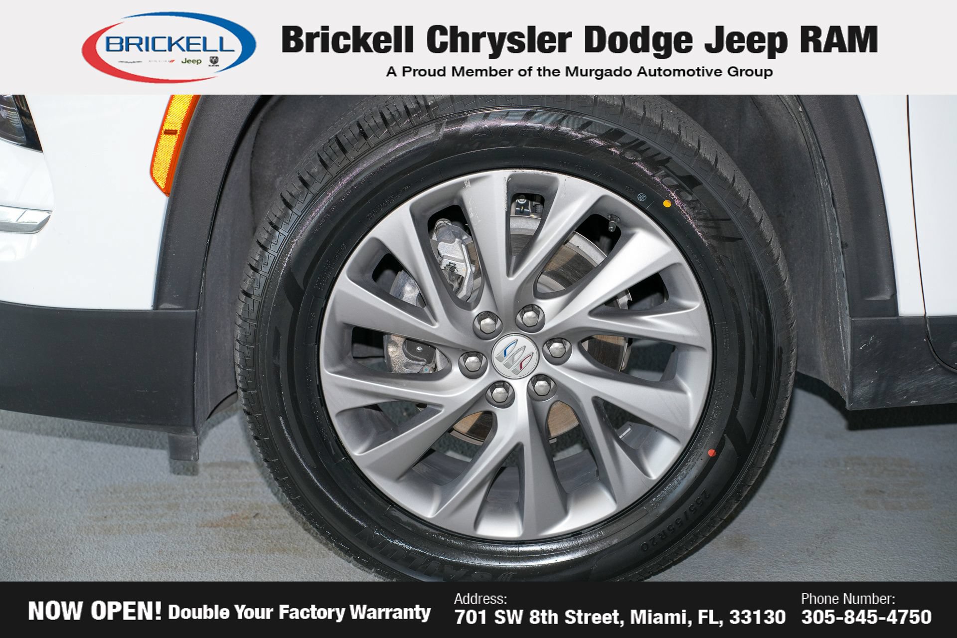 Used 2025 Buick Enclave Preferred FWD image 44