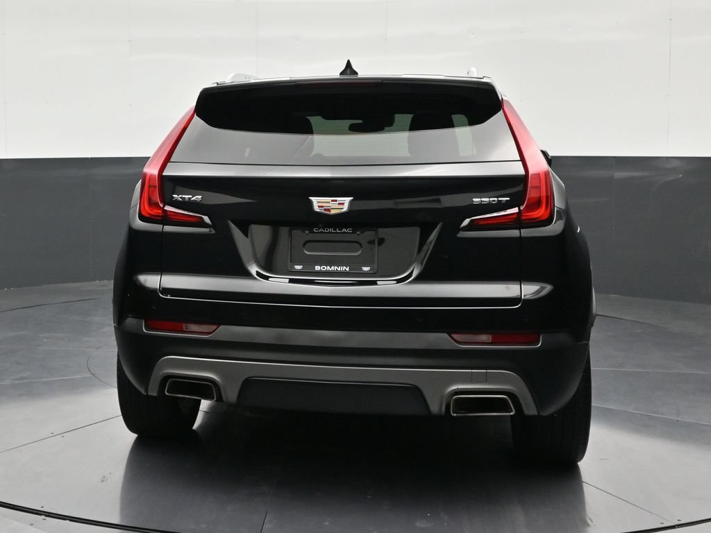 Certified 2023 Cadillac XT4 Premium Luxury w/ Driver Assist Package FWD image 4