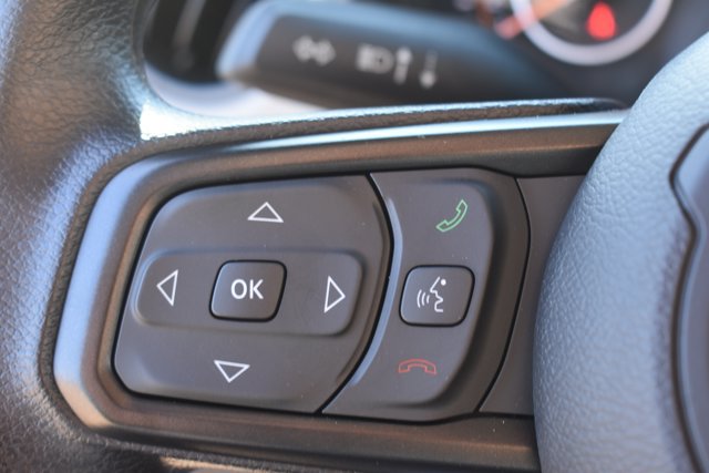 Used 2025 Jeep Wrangler Sport AWD/4WD image 18