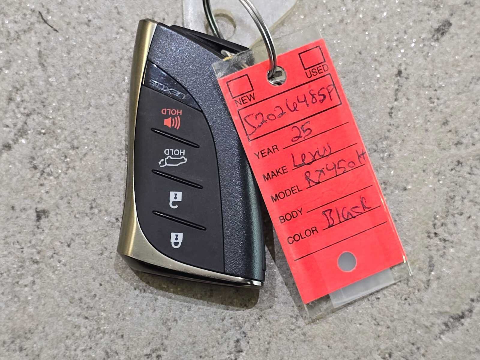 Used 2025 Lexus RX 450h AWD w/ Convenience Package image 32