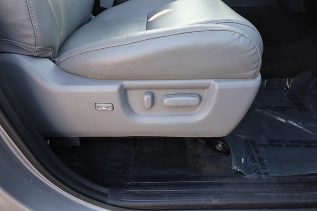Used 2018 Toyota Sequoia SR5 image 39