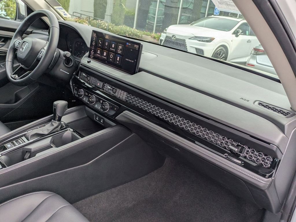 Used 2024 Honda Accord EX-L image 21