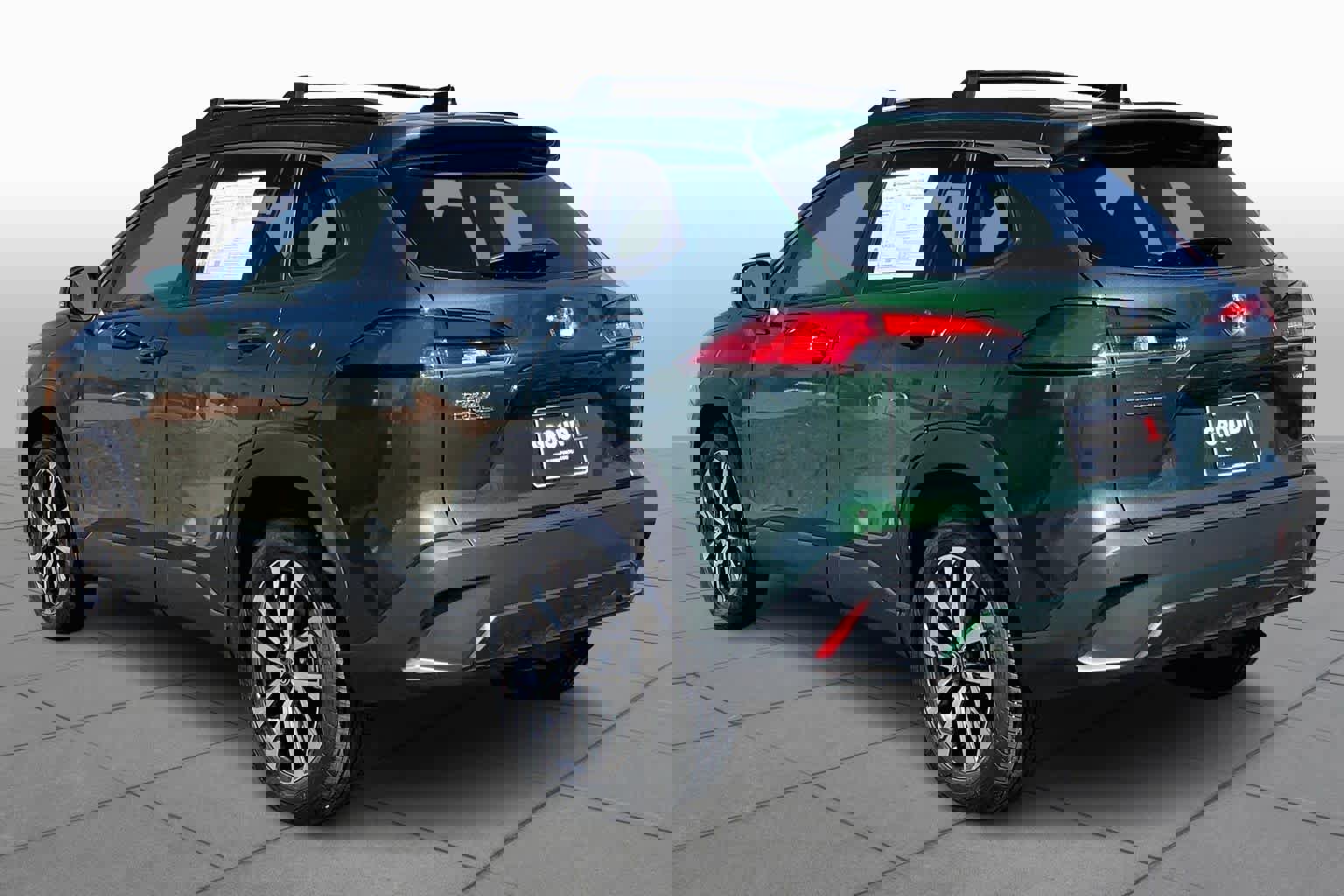 Used 2025 Toyota Corolla Cross XLE w/ Convenience Package image 11