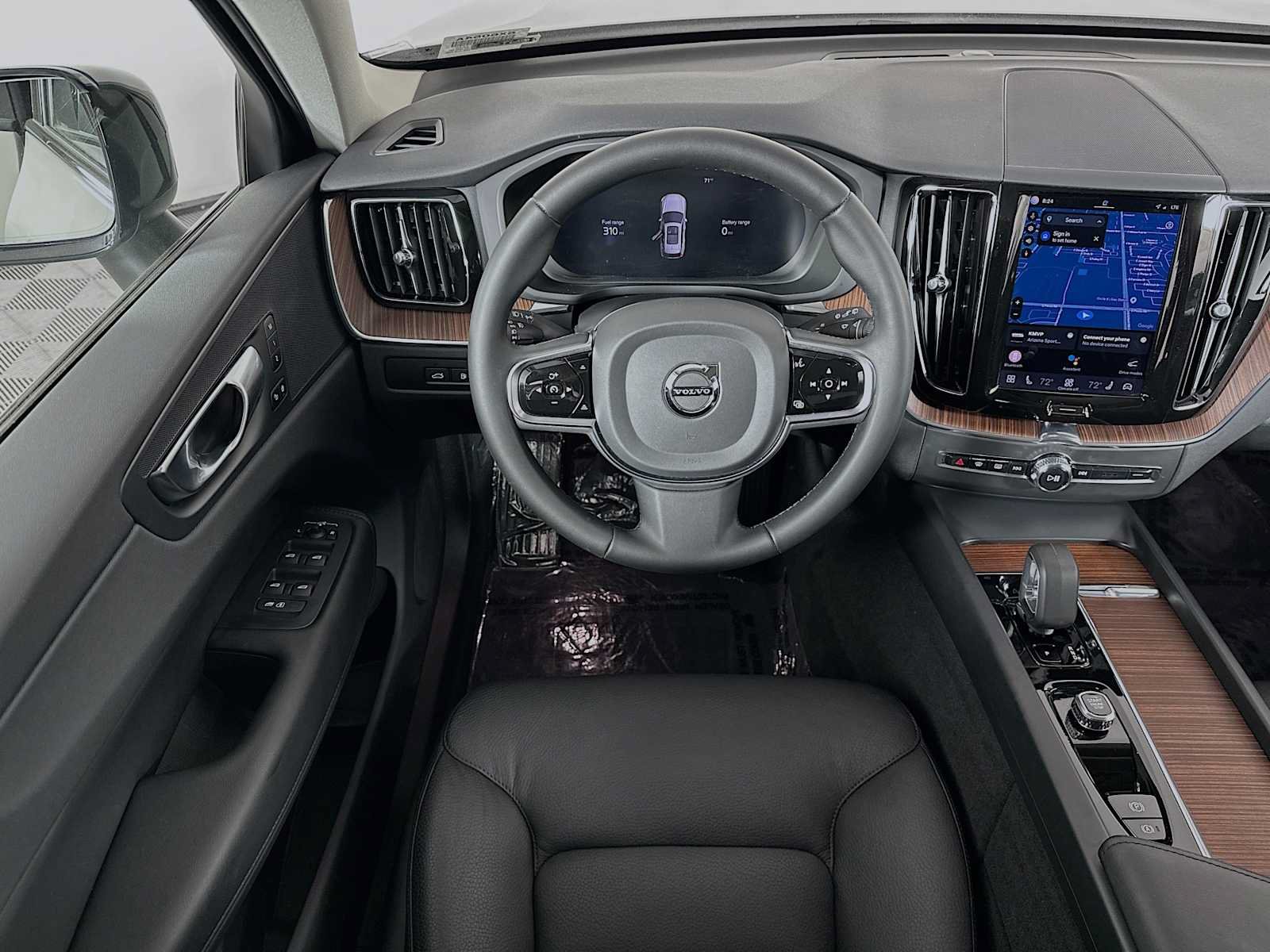 Used 2023 Volvo XC60 T8 Plus w/ Protection Package Premier AWD/4WD image 21