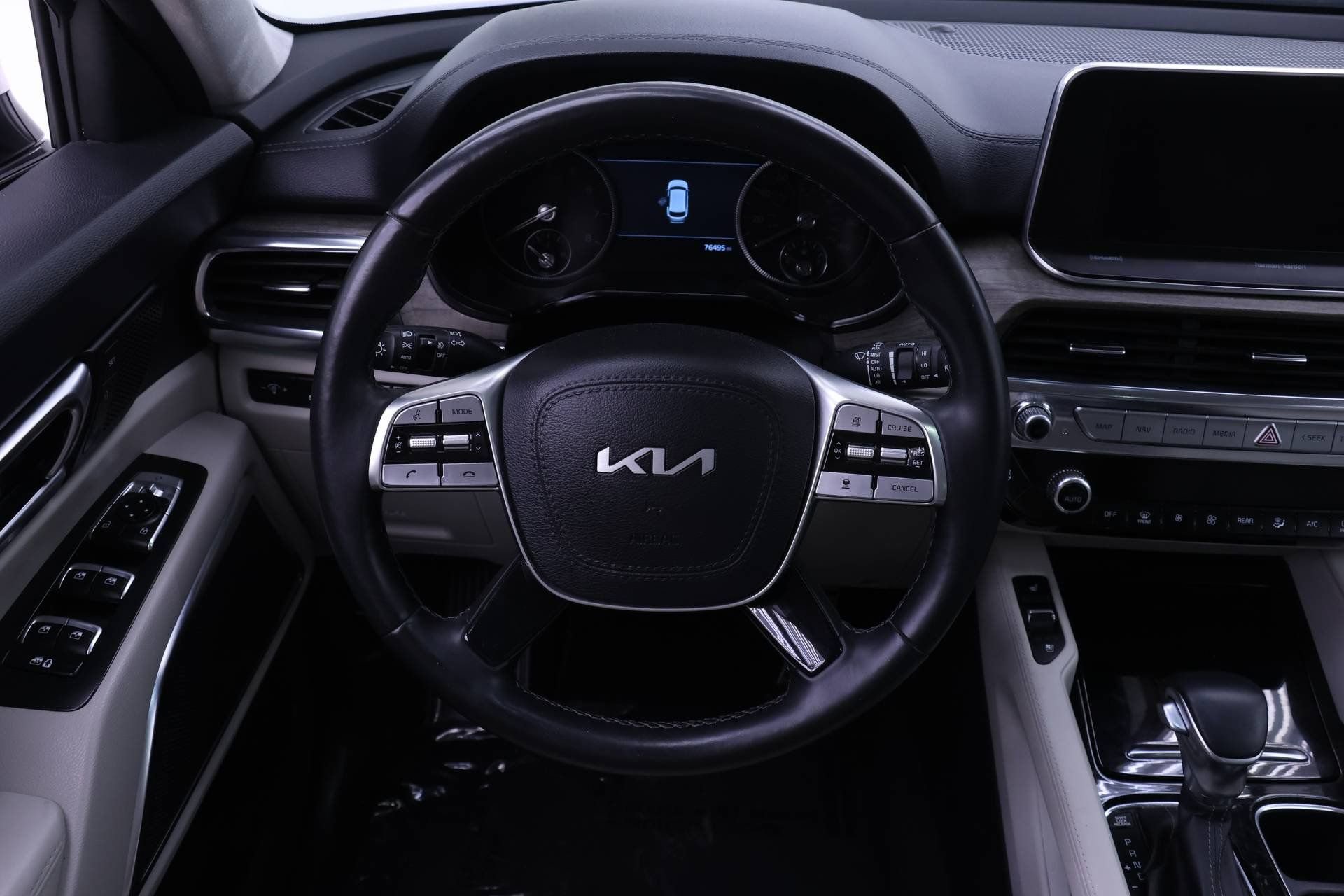 Used 2022 Kia Telluride SX w/ SX Prestige Package image 13