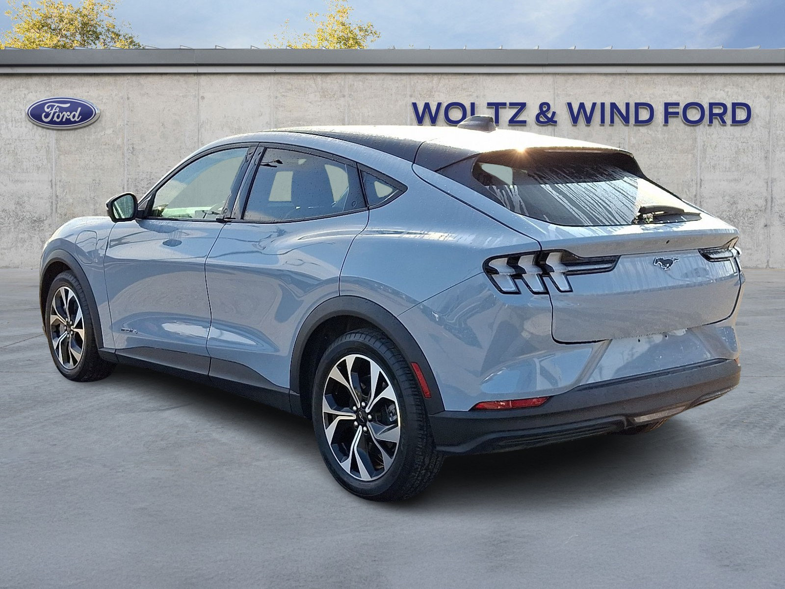 Used 2025 Ford Mustang Mach-E Select AWD/4WD image 4