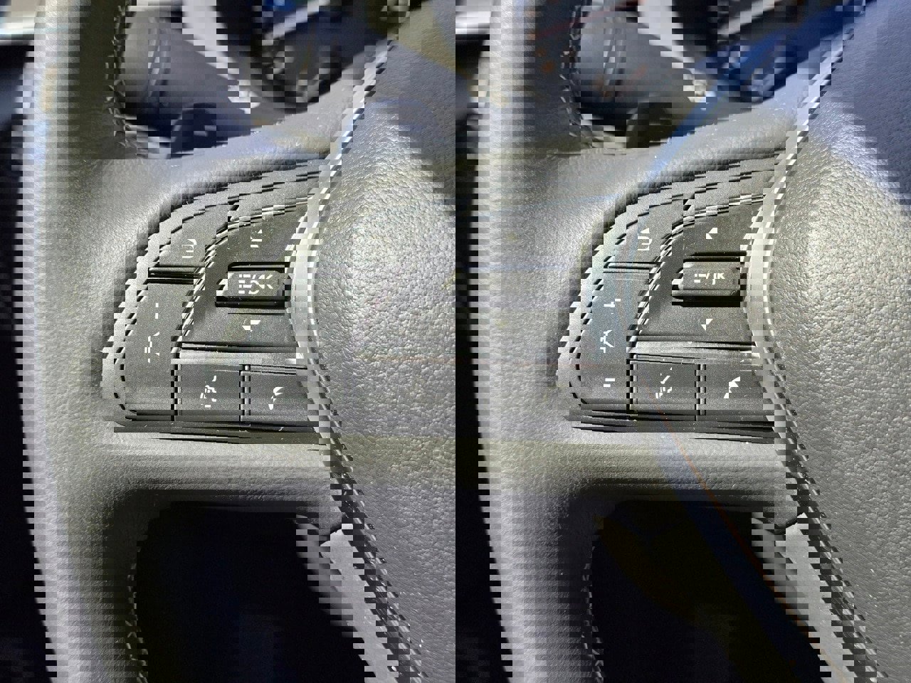 Used 2025 INFINITI QX55 Luxe w/ Cargo Package image 30