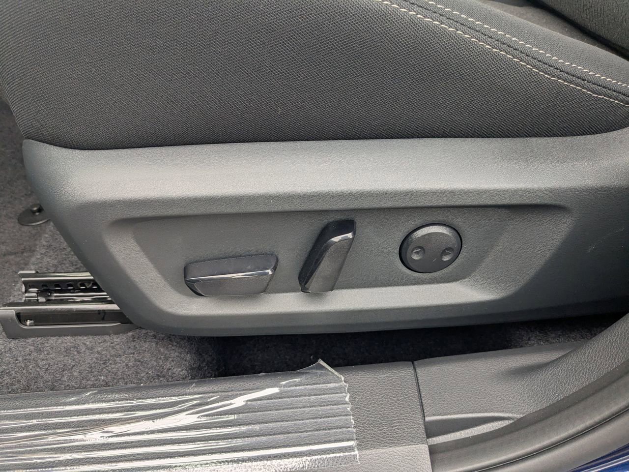 New 2026 Nissan Rogue SV FWD image 11