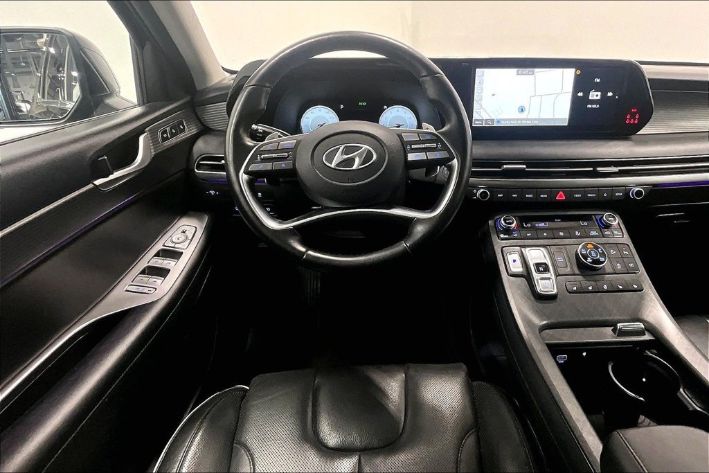 Used 2025 Hyundai Palisade Limited AWD/4WD image 6