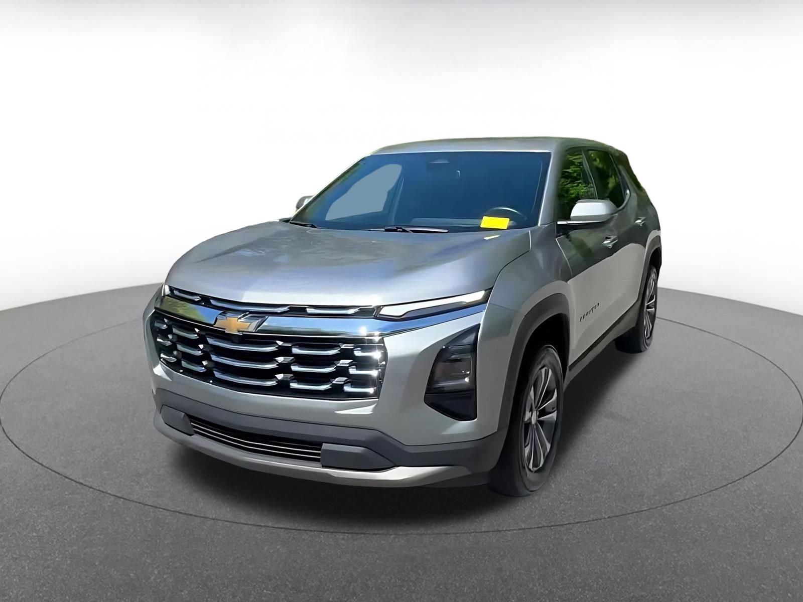 Used 2025 Chevrolet Equinox LT image 7