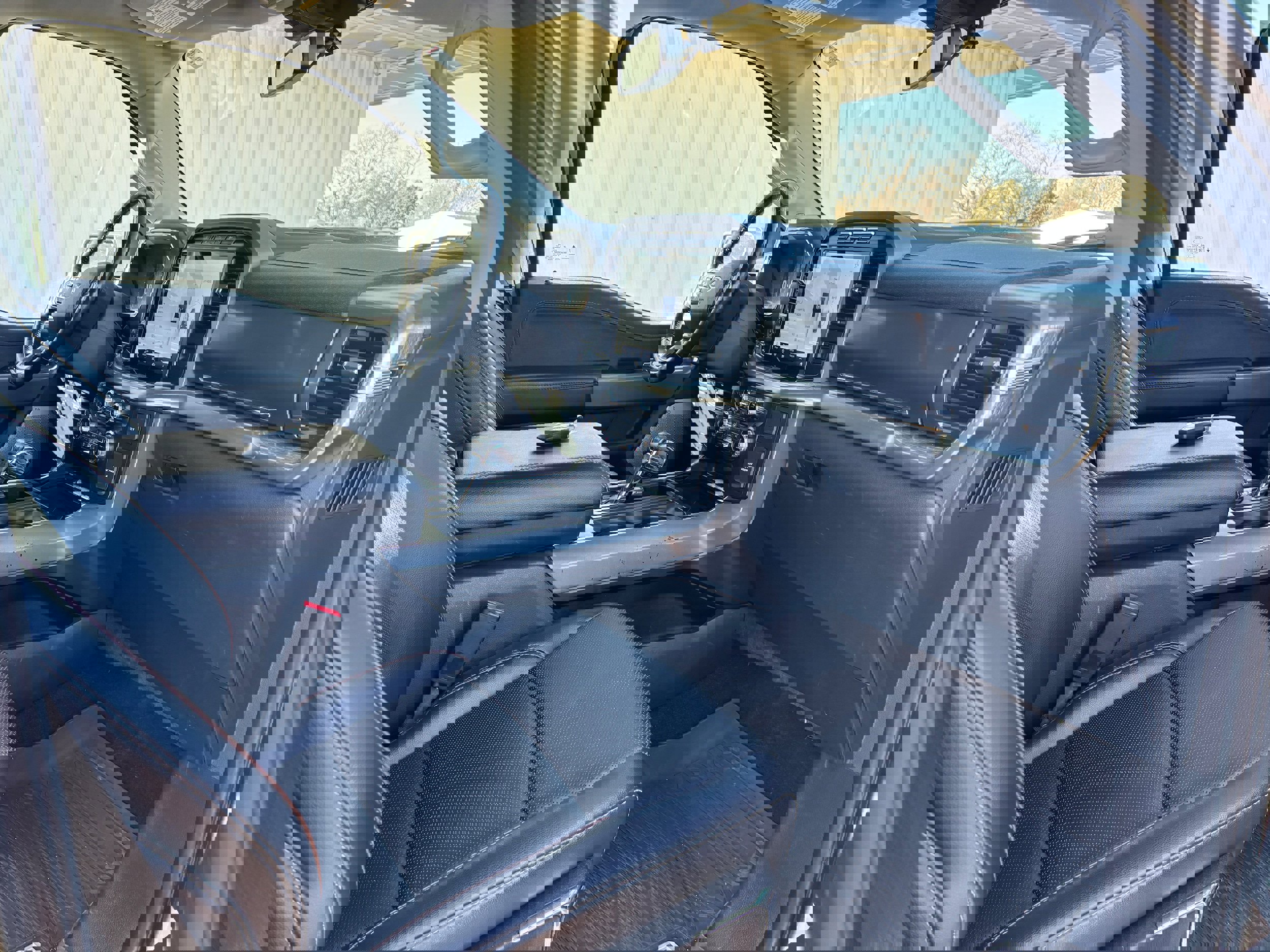 Used 2021 Ford F150 Lariat w/ Equipment Group 501A Mid image 14