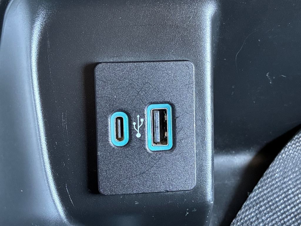 Used 2024 Ford F150 XLT w/ Mobile Office Package image 6