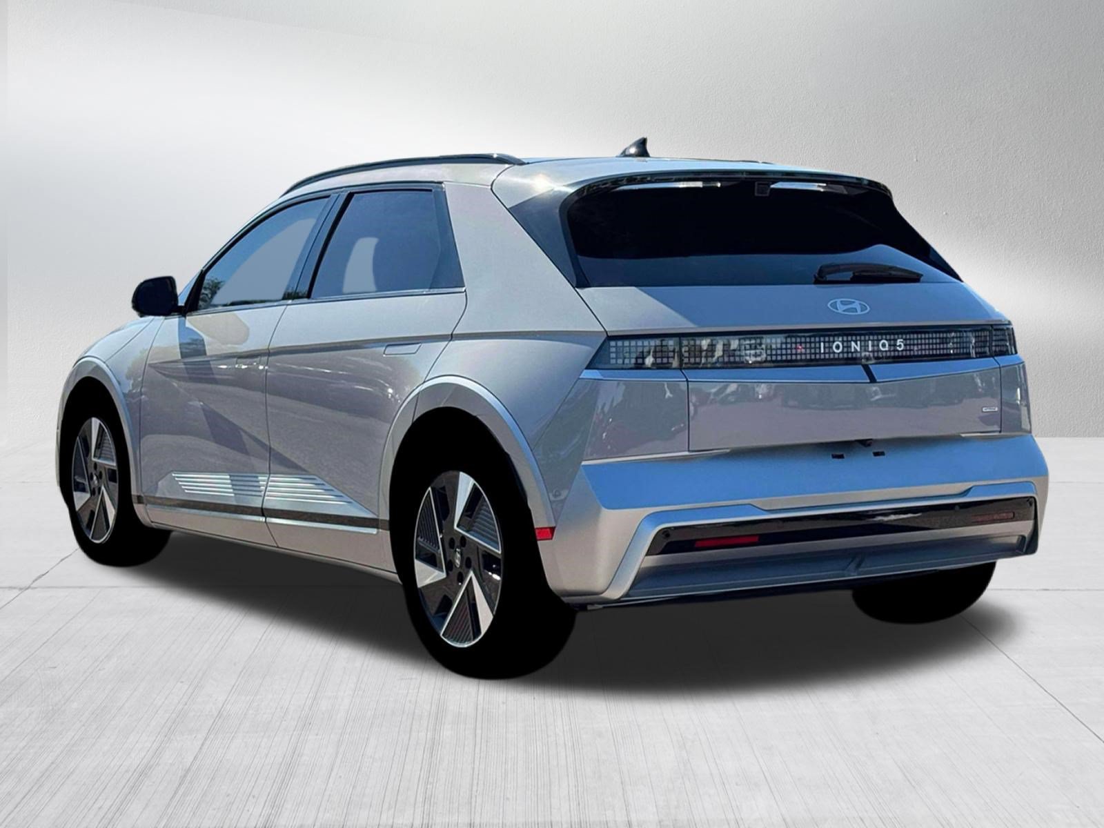 New 2026 Hyundai Ioniq 5 Limited AWD/4WD image 5