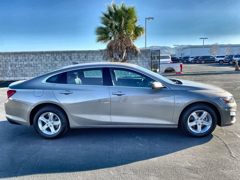 Used 2024 Chevrolet Malibu LT image 37