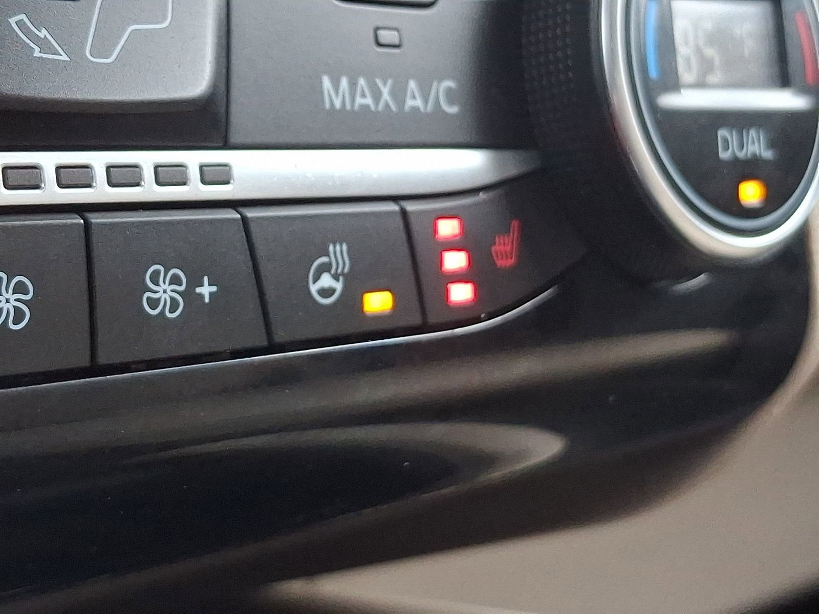 Used 2021 Ford Escape SEL AWD/4WD image 25