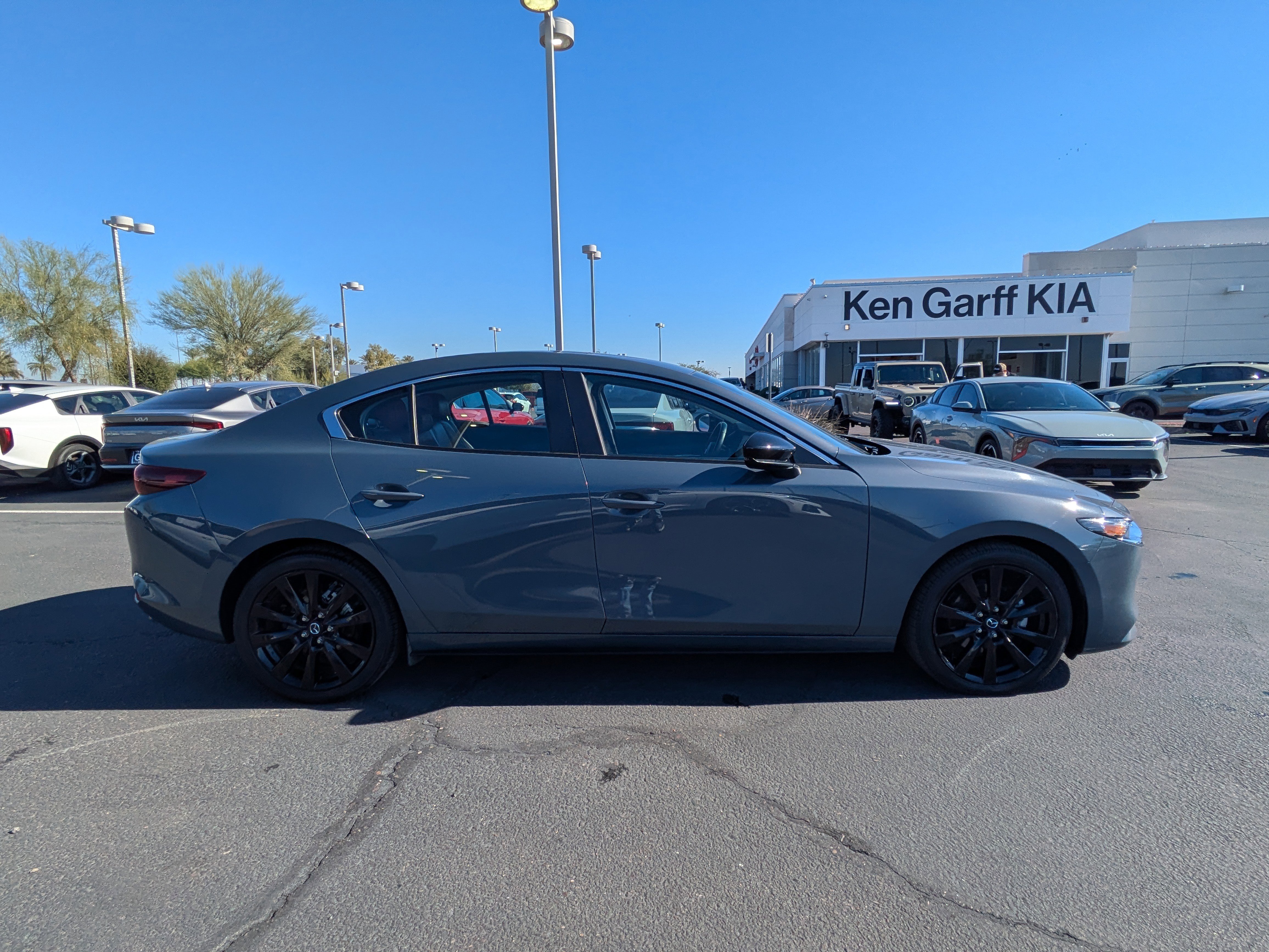 Used 2025 MAZDA MAZDA3 s image 6