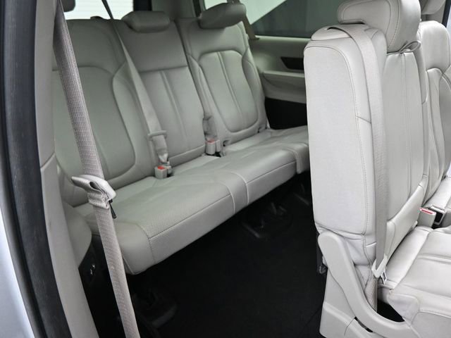 Used 2023 Jeep Wagoneer L Series III w/ Preferred Equipment Group image 40