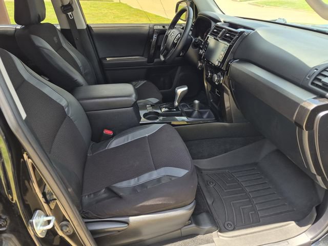 Used 2021 Toyota 4Runner TRD Off-Road AWD/4WD image 11