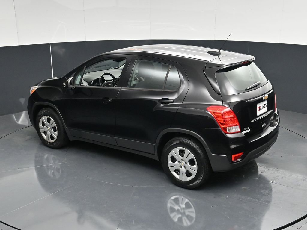 Used 2018 Chevrolet Trax LS FWD image 49
