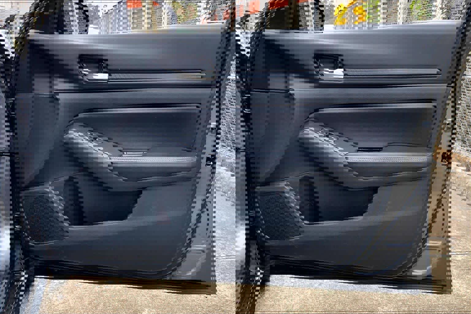 Used 2024 Nissan Altima 2.5 SV image 23