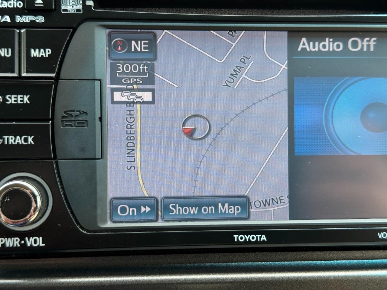 Used 2014 Toyota Sienna XLE FWD image 25