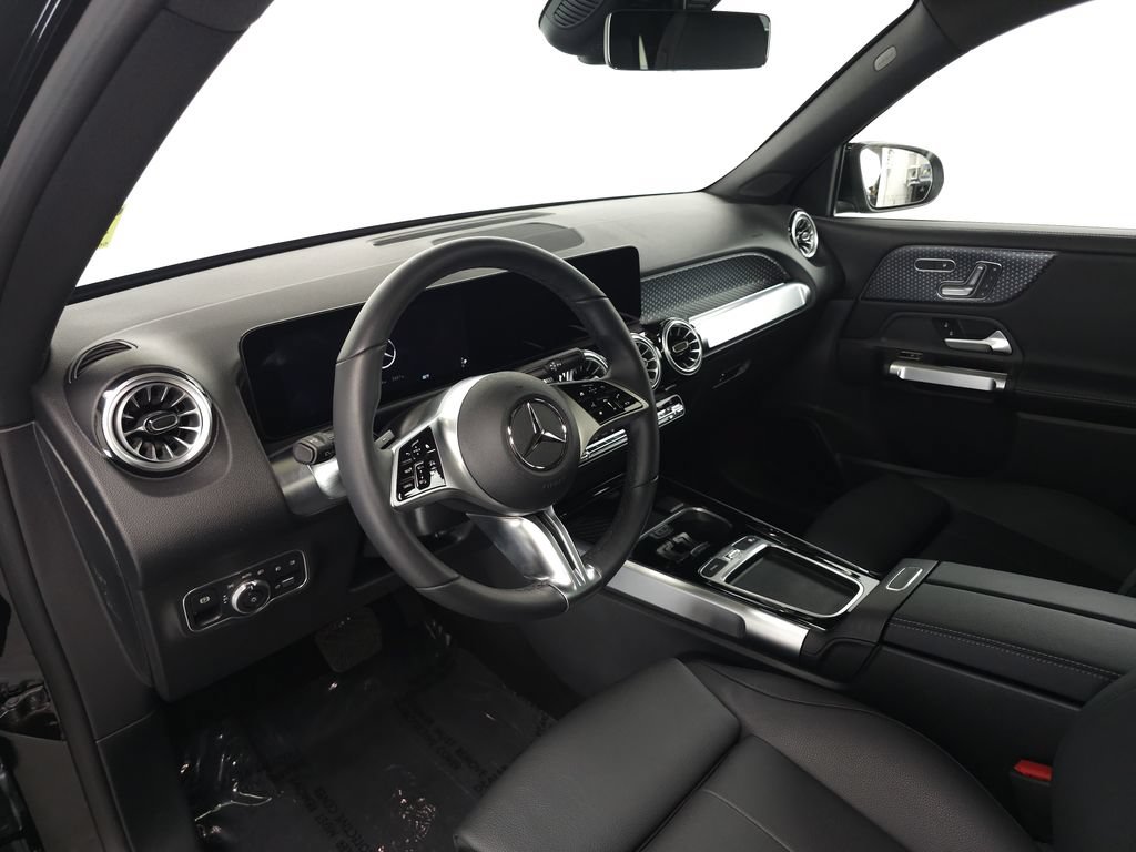 Certified 2026 Mercedes-Benz GLB 250 4MATIC image 8